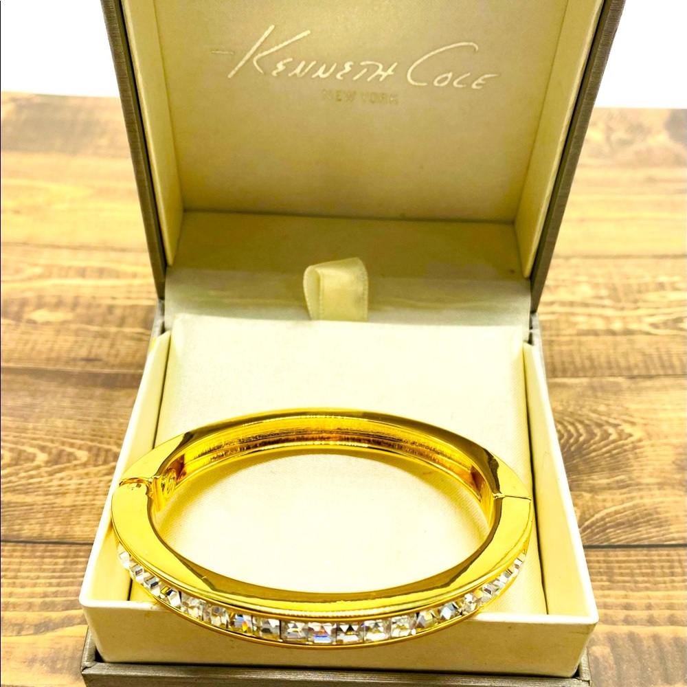 Gold tone bangle bracelet